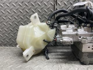 Главный тормозной цилиндр TOYOTA PRIUS ZVW30 2ZR-FXE 47210-47130 2 ракурс