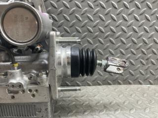 Главный тормозной цилиндр TOYOTA PRIUS ZVW30 2ZR-FXE 47210-47130 3 ракурс