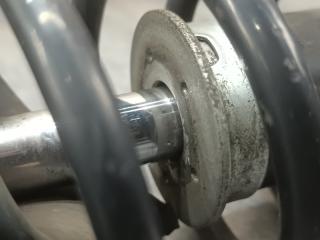 Стойка левая передняя SUBARU PLEO RV1 EN07 20306KE450 3 ракурс