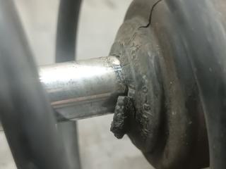 Стойка левая передняя MITSUBISHI EK WAGON H81W 3G83 4060A184 3 ракурс Стойка левая передняя MITSUBISHI EK WAGON H81W 3G83 4060A184 3 ракурс