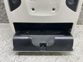 Плафон AUDI A6 4G2 CHV 4G0947135B 4 ракурс Плафон AUDI A6 4G2 CHV 4G0947135B 4 ракурс
