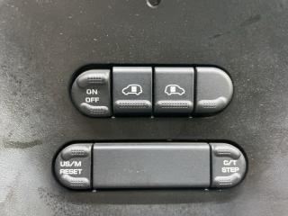 Плафон CHRYSLER VOYAGER RG EGA 04685699C 4 ракурс