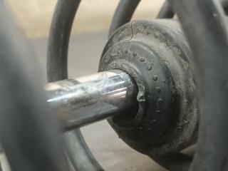 Стойка правая передняя HONDA LIFE JB5 P07A 51601-SFA-J150-M1 3 ракурс Стойка правая передняя HONDA LIFE JB5 P07A 51601-SFA-J150-M1 3 ракурс
