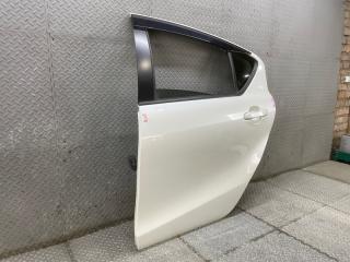 Дверь левая задняя TOYOTA AQUA NHP10 1NZ-FXE 2 ракурс