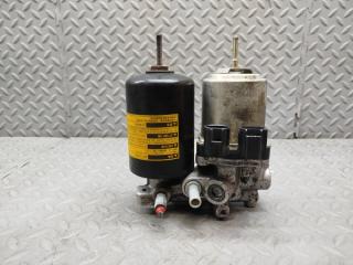 Блок abs TOYOTA PRIUS ZVW30 2ZR-FXE 47070-47050 1 ракурс