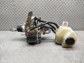 Главный тормозной цилиндр TOYOTA PRIUS ZVW30 2ZR-FXE 47210-47130 1 ракурс