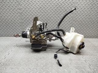 Главный тормозной цилиндр TOYOTA PRIUS ZVW30 2ZR-FXE 47270-47300 1 ракурс