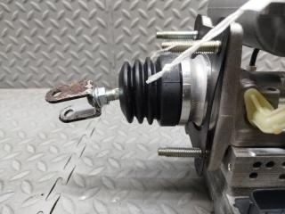 Главный тормозной цилиндр TOYOTA PRIUS ZVW30 2ZR-FXE 47210-47290 2 ракурс