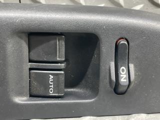 Блок упр. стеклоподьемниками правый HONDA ACTY HH6 35750-S3C-013 2 ракурс