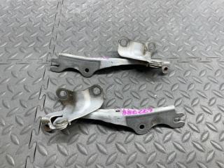 Петля капота MAZDA DEMIO DY3W 3 ракурс