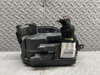 Блок предохранителей HONDA ODYSSEY RC1 K24W VTEC 1 ракурс