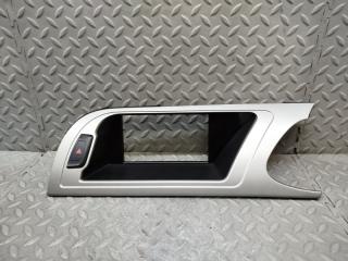 Консоль магнитофона левая передняя AUDI A4 8K CDN 8K2857185F 1 ракурс Консоль магнитофона левая передняя AUDI A4 8K CDN 8K2857185F 1 ракурс
