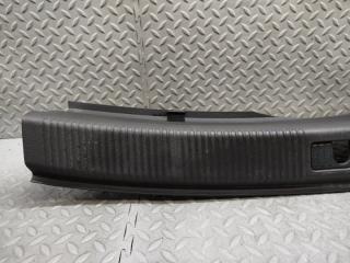 Накладка замка багажника AUDI A5 8T CDN 8T8864483 2 ракурс