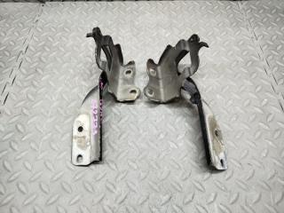 Петля капота TOYOTA BB QNC21 1 ракурс