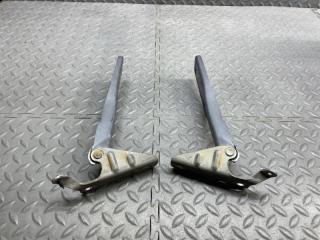 Петля капота SUBARU FORESTER SG5 EJ202DXTAE 2 ракурс