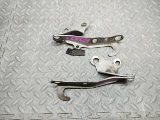 Петля капота TOYOTA ARISTO JZS147 2JZ-GTE 3 ракурс