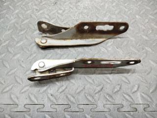 Петля капота HONDA LOGO GA3 D13B 3 ракурс