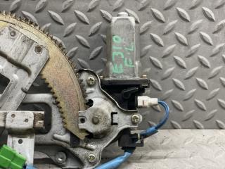 Стеклоподъемник левый передний SUBARU FORESTER SG5 EJ202DXTAE 3 ракурс