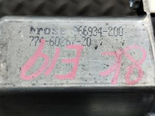 Мотор стеклоподъемника правый передний AUDI A4 8K CDN 8K0959802A 4 ракурс