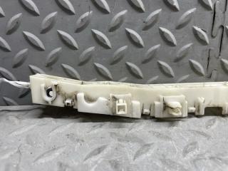 Крепеж бампера правый передний NISSAN NV200 VM20 HR16DE 62224JX00A 2 ракурс