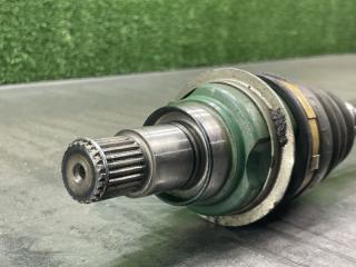 Привод левый передний TOYOTA PASSO KGC10 1KR-FE 3 ракурс Привод левый передний TOYOTA PASSO KGC10 1KR-FE 3 ракурс