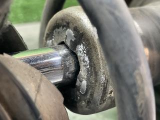 Стойка левая передняя DAIHATSU MOVE L175S KF 48510-B2490-G 3 ракурс