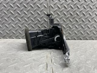 Дуйки правые AUDI A6 4G2 CHV 4G2820902 3 ракурс Дуйки правые AUDI A6 4G2 CHV 4G2820902 3 ракурс