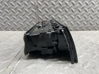 Дуйки передние AUDI A5 8T CDN 8T2820951C 5 ракурс Дуйки передние AUDI A5 8T CDN 8T2820951C 5 ракурс