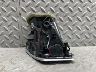 Дуйки левые передние AUDI A4 8K CDN 8T2820901C 5 ракурс Дуйки левые передние AUDI A4 8K CDN 8T2820901C 5 ракурс