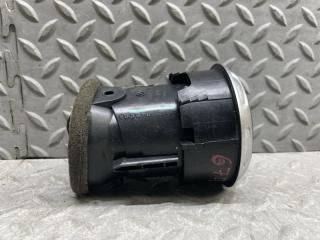 Дуйки передние AUDI TT 8J BWA 8J0820901DBJ2 3 ракурс