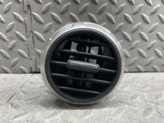 Дуйки передние AUDI TT 8J BWA 8J0820901DBJ2 1 ракурс