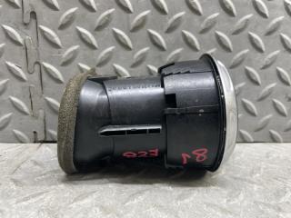 Дуйки передние AUDI TT 8J BWA 8J0820901DBJ2 3 ракурс