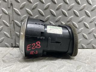 Дуйки передние AUDI TT 8J BWA 8J0820901DBJ2 2 ракурс