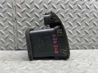 Дуйки правые передние HONDA CR-V RD6 K24A VTEC 77630S9A00 3 ракурс