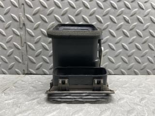 Дуйки правые передние HONDA CR-V RD6 K24A VTEC 77630S9A00 4 ракурс