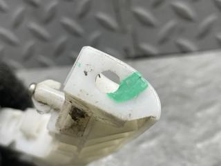 Крепеж бампера правый передний DAIHATSU TANTO L350S 52115-B2100 3 ракурс Крепеж бампера правый передний DAIHATSU TANTO L350S 52115-B2100 3 ракурс
