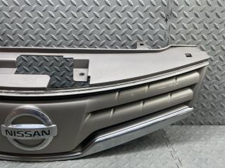 Решетка радиатора NISSAN NOTE E11 HR15DE 623108Y20A 3 ракурс
