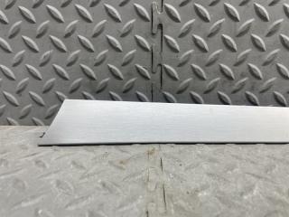 Накладка на дверь правая передняя AUDI A4 8K CDN 8K0867410 2 ракурс