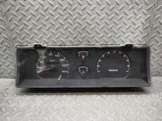 Спидометр NISSAN DATSUN BMD21 TD27 24810 55G00 1 ракурс