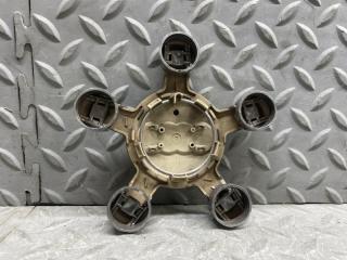 Колпаки на колеса AUDI A6 4G2 CHV 4F0601165 5 ракурс Колпаки на колеса AUDI A6 4G2 CHV 4F0601165 5 ракурс