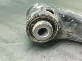 Рычаг правый передний SUBARU LEGACY BP5 EJ203HPFAE 3 ракурс Рычаг правый передний SUBARU LEGACY BP5 EJ203HPFAE 3 ракурс