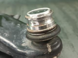 Рычаг правый передний SUBARU LEGACY BP5 EJ203HPFAE 5 ракурс Рычаг правый передний SUBARU LEGACY BP5 EJ203HPFAE 5 ракурс
