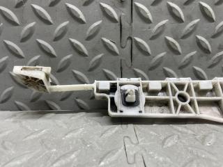 Крепеж бампера правый задний NISSAN NV200 VM20 HR16DE 85228JX00A 5 ракурс