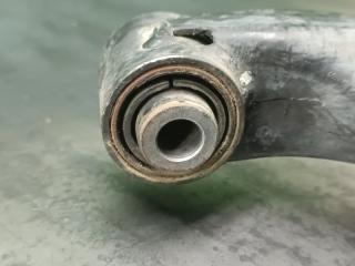Рычаг правый передний SUBARU OUTBACK BS9 FB25ASYHAA 4 ракурс Рычаг правый передний SUBARU OUTBACK BS9 FB25ASYHAA 4 ракурс