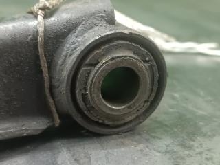 Тяга поперечная левая задняя MAZDA PREMACY CP8W FP 4 ракурс