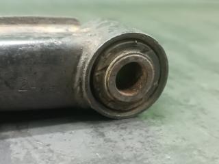 Тяга поперечная левая задняя MAZDA PREMACY CP8W FP 4 ракурс