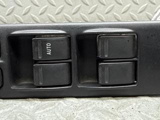 Блок упр. стеклоподьемниками правый передний SUBARU FORESTER SG5 EJ202DXUAE 3 ракурс