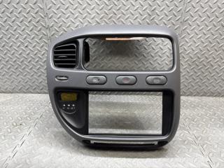 Консоль магнитофона MITSUBISHI DELICA PD6W 6G72 MB958592 1 ракурс