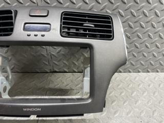 Консоль магнитофона TOYOTA WINDOM MCV30 1MZ-FE 55405-33220 3 ракурс