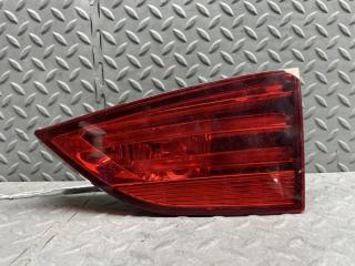 Запчасть вставка между стопов задняя правая BMW X1 2011